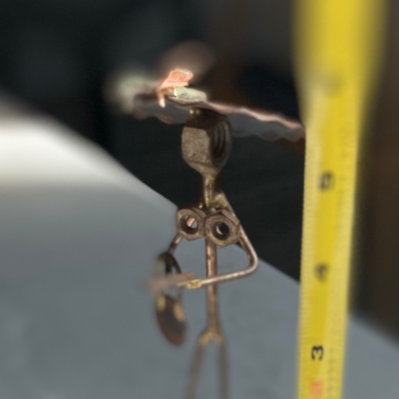 Metal Figurines Lady w credit card & Man on the Potty - Picture 6 of 15